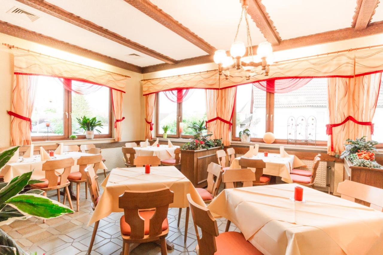 Hotel- Restaurant Zum Hirsch Großenlüder Exteriör bild